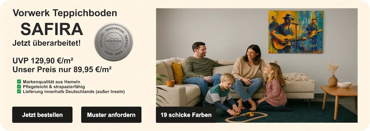 Werbebild für Vorwerk Teppichboden Safira: links Produktinfos mit Preis und Vorteilen, rechts Familie im Wohnzimmer auf dunkelgrünem Teppich mit buntem Wolfsbeat-Gemälde